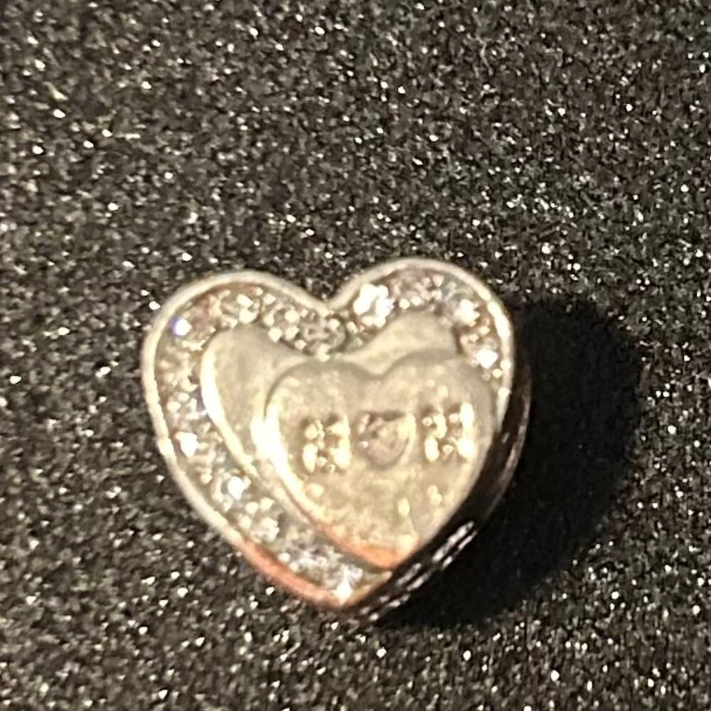 Pandora Heart MOM Charm